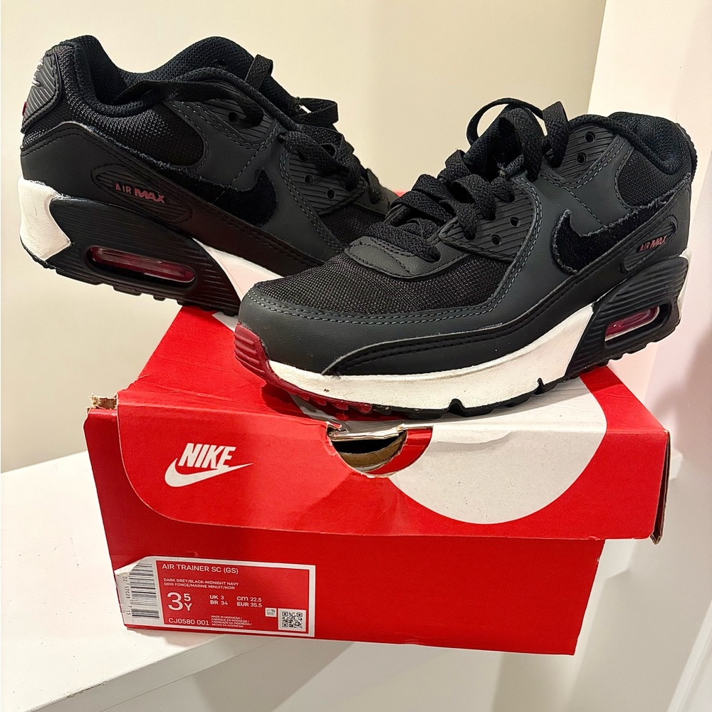 Nike Air Max Black and White Sneakers